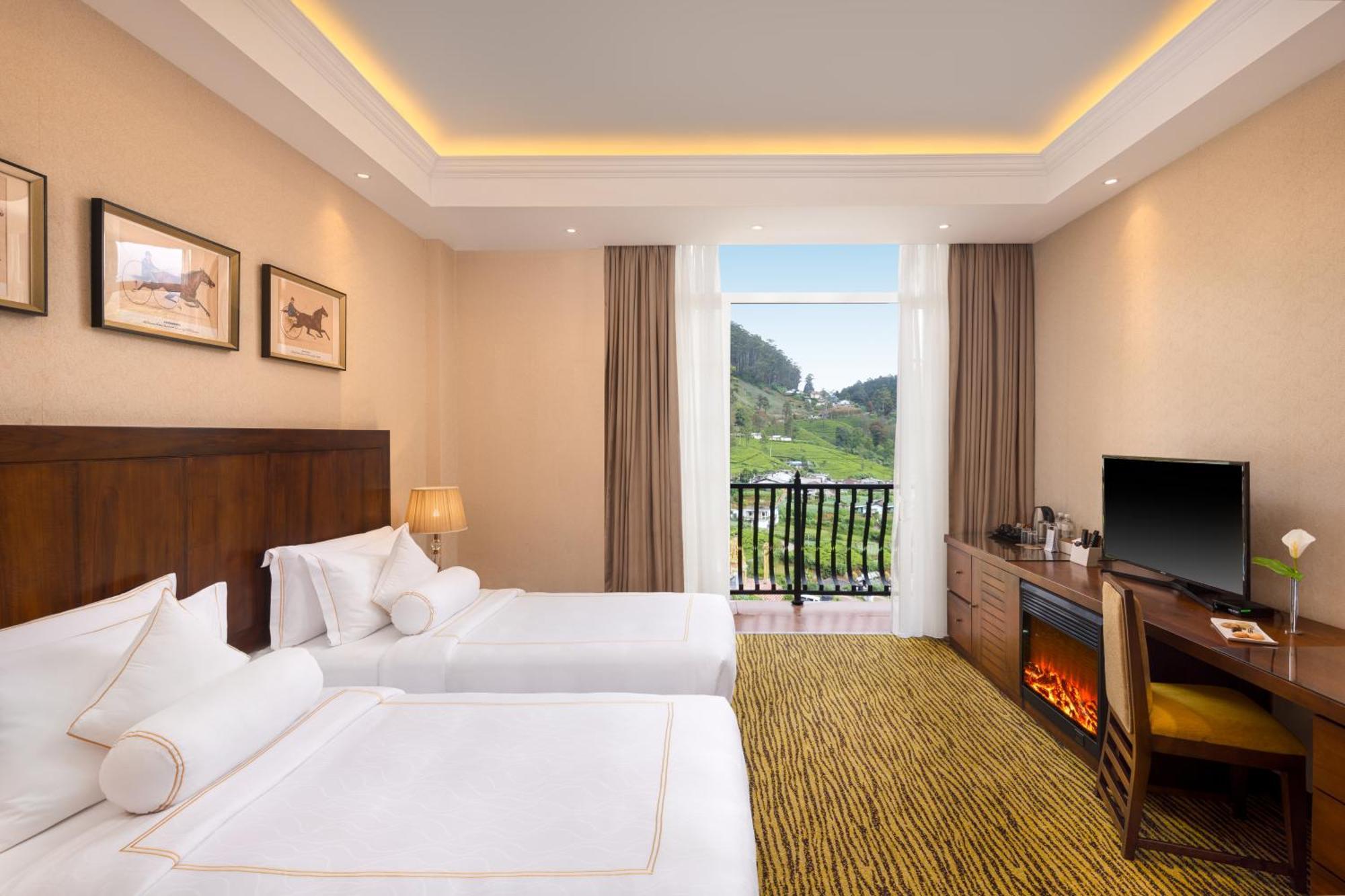 The Golden Ridge Hotel Νουβάρα Ελίγια Εξωτερικό φωτογραφία
